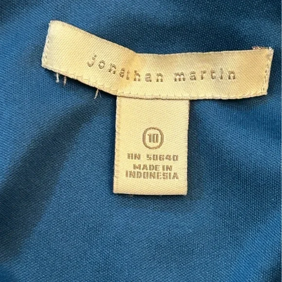 Jonathan Martin Blue and Gold Midi Sundress with V-Neck, Sleeveless Design & Tie - Picture 3 of 10